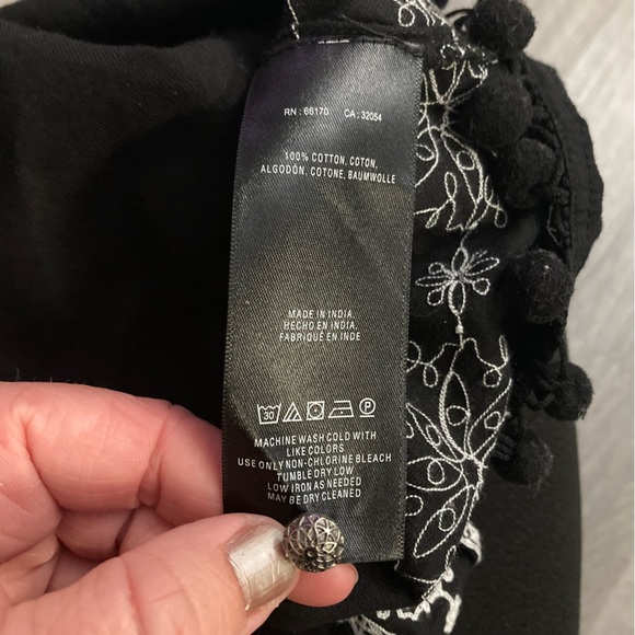 Anthropologie black embroidered ruffle sleeveless top - Picture 13 of 16